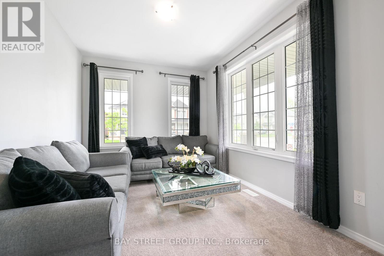 19 Froggy Drive, Thorold, Ontario  L9B 0G9 - Photo 17 - X12669234