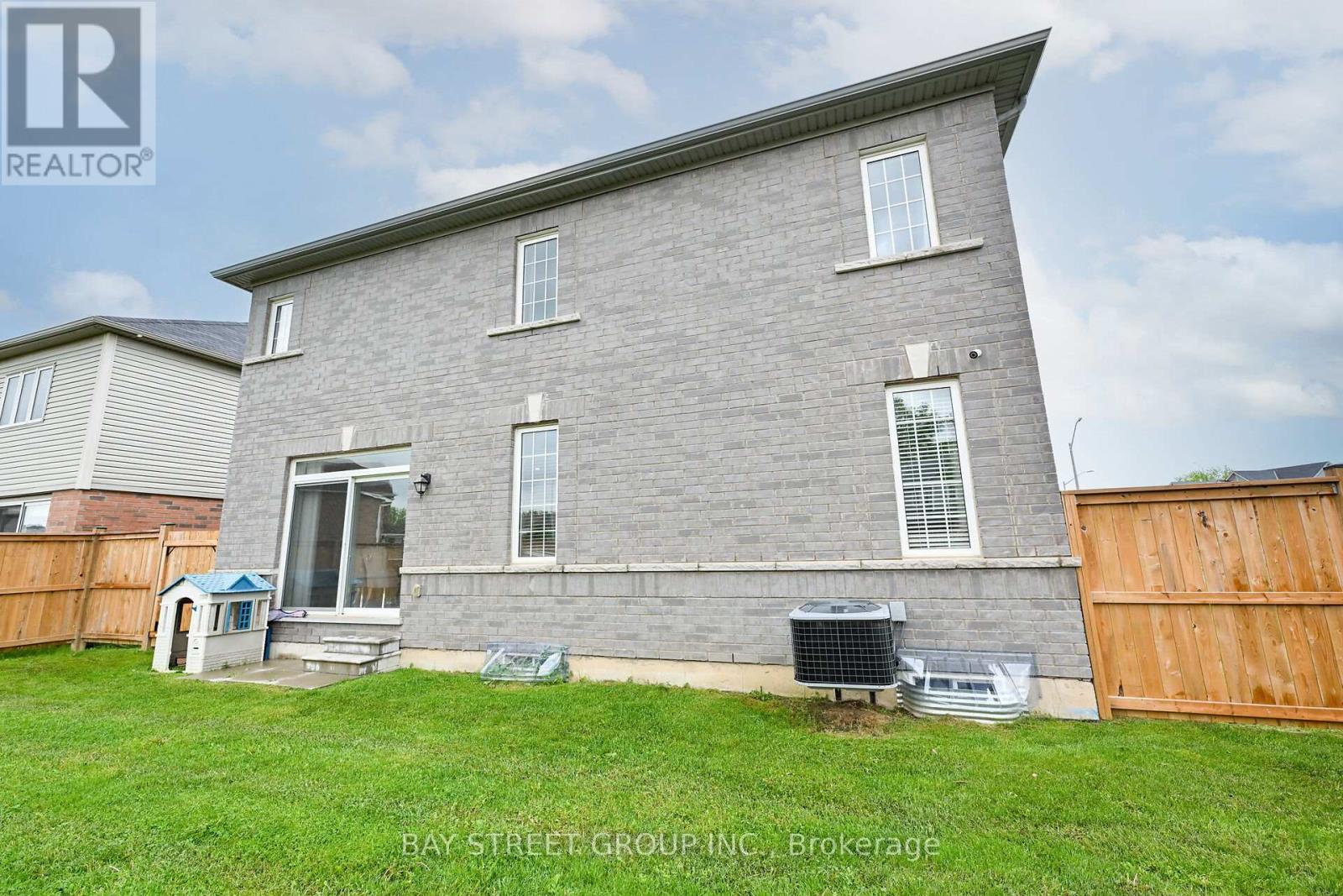 19 Froggy Drive, Thorold, Ontario  L9B 0G9 - Photo 39 - X12669234