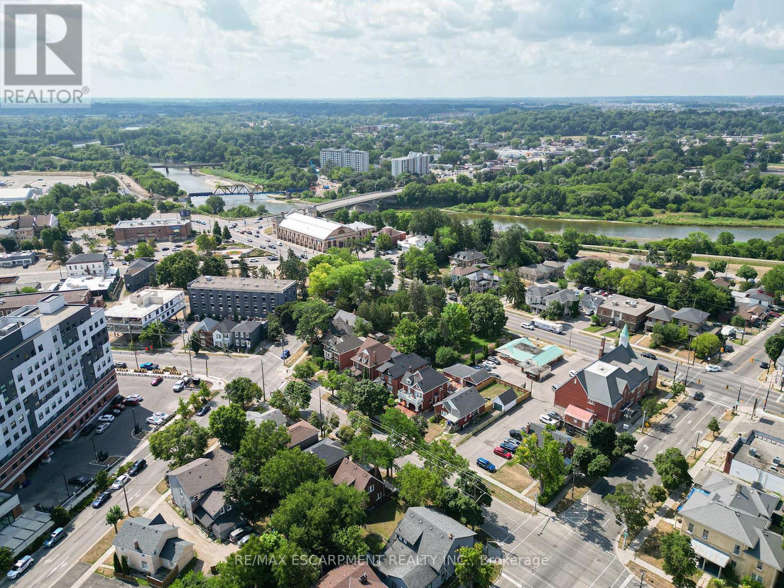 8 William Street, Brantford, Ontario  N3T 3K1 - Photo 48 - X12669294