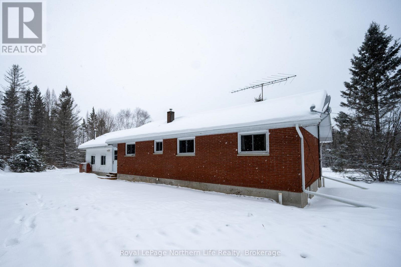 126 Highway 531, Bonfield, Ontario  P0H 1E0 - Photo 31 - X12663974