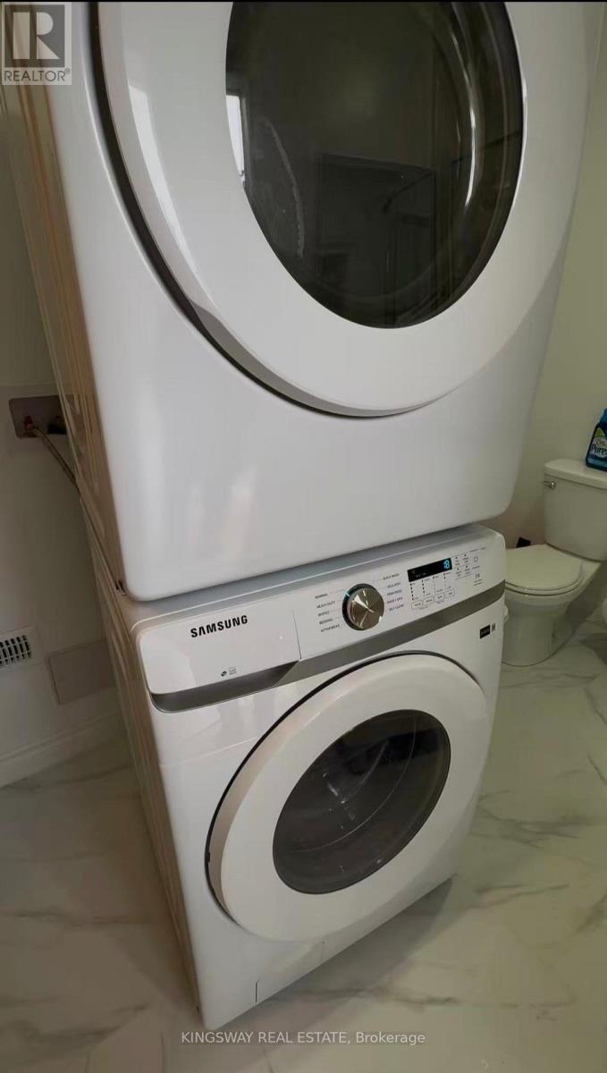 236 Woodale Avenue, Oakville, Ontario  L6K 2N2 - Photo 17 - W12668582