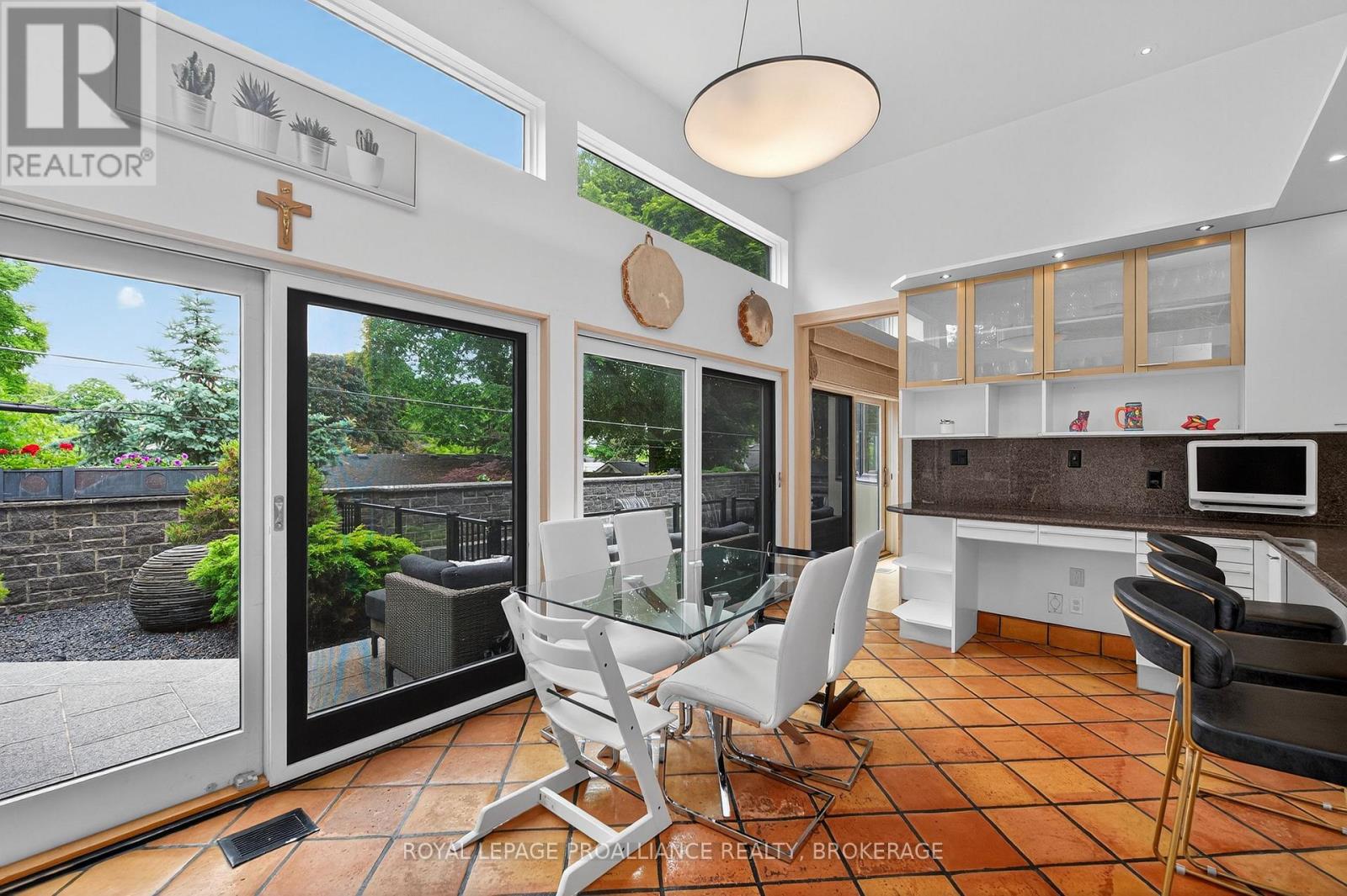 3 Authors Lane, Kingston, Ontario  K7M 7W7 - Photo 16 - X12666302