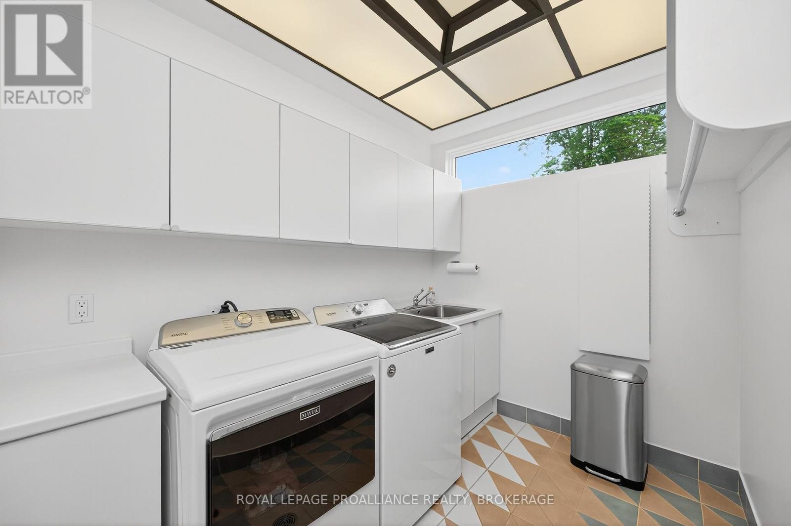 3 Authors Lane, Kingston, Ontario  K7M 7W7 - Photo 24 - X12666302