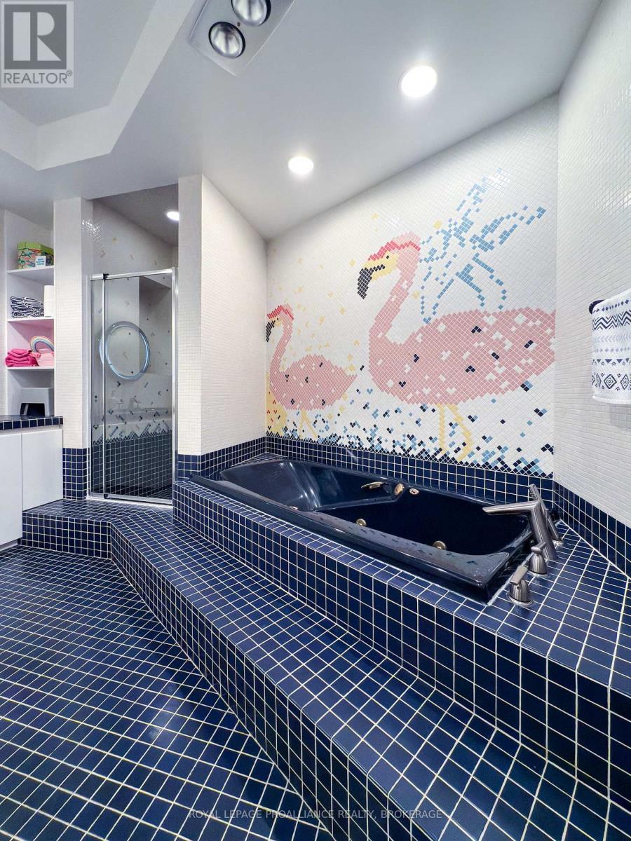 3 Authors Lane, Kingston, Ontario  K7M 7W7 - Photo 31 - X12666302