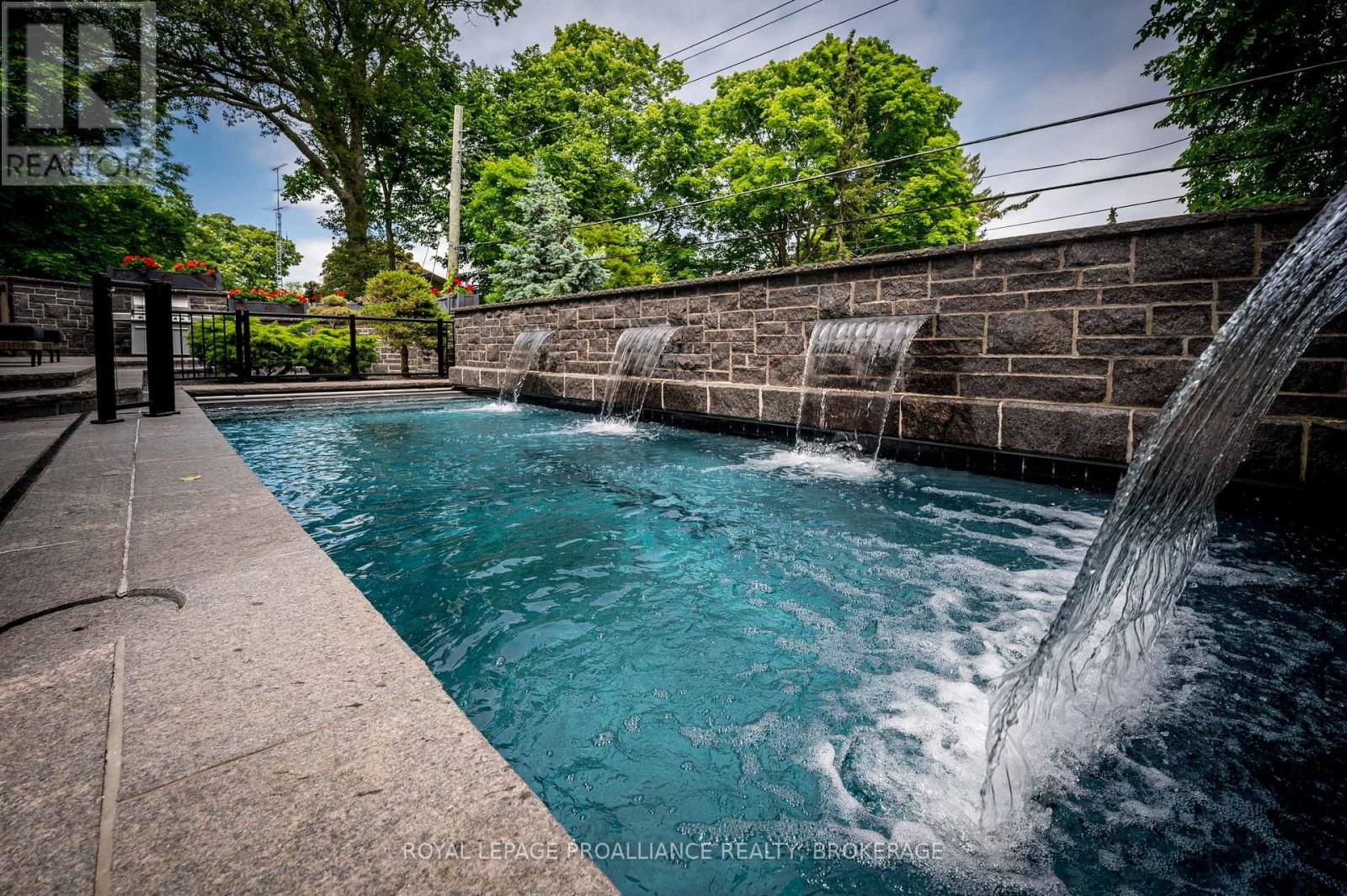 3 Authors Lane, Kingston, Ontario  K7M 7W7 - Photo 47 - X12666302