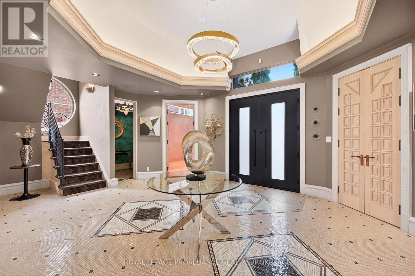 3 Authors Lane, Kingston, Ontario  K7M 7W7 - Photo 6 - X12666302