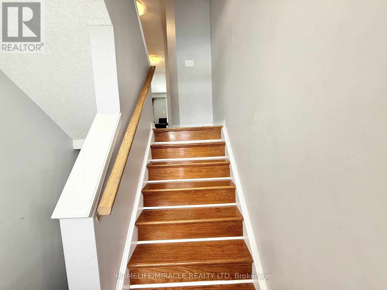 22 Madeleine Street, Kitchener, Ontario  N2R 1V5 - Photo 15 - X12659790