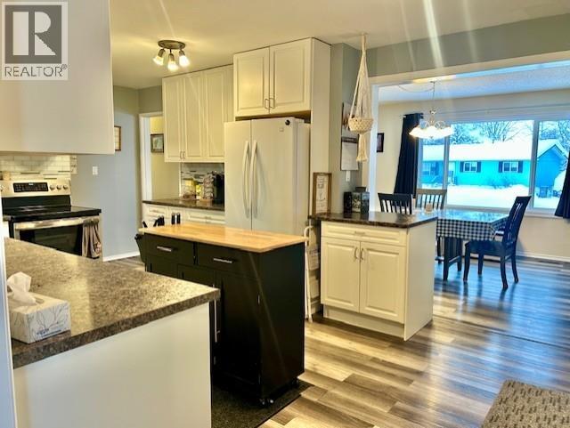 5315 Willow Road, Fort Nelson, British Columbia  V0C 1R0 - Photo 7 - R3076227