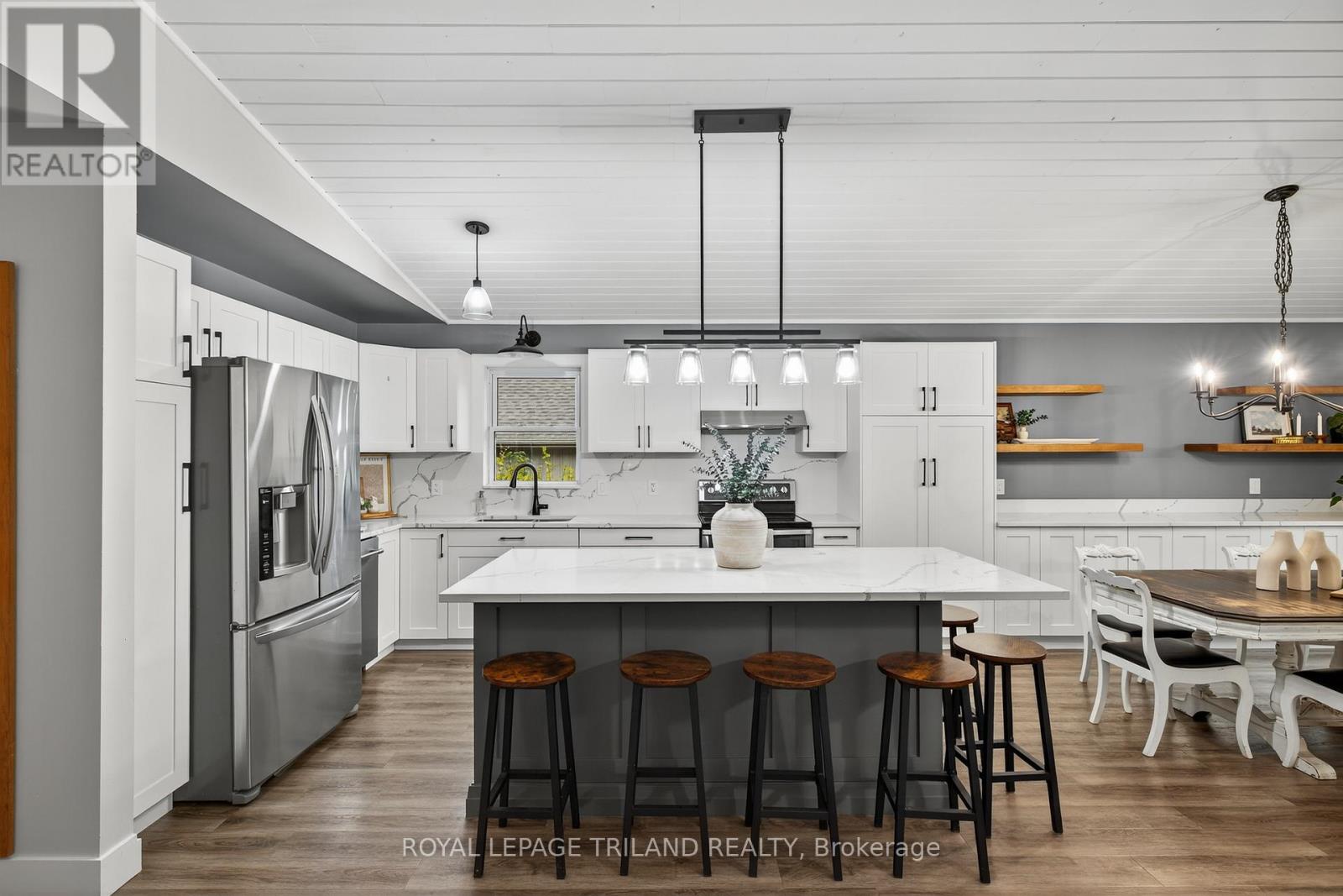 11565 Springfield Road, Malahide, Ontario  N5H 2R3 - Photo 11 - X12669512