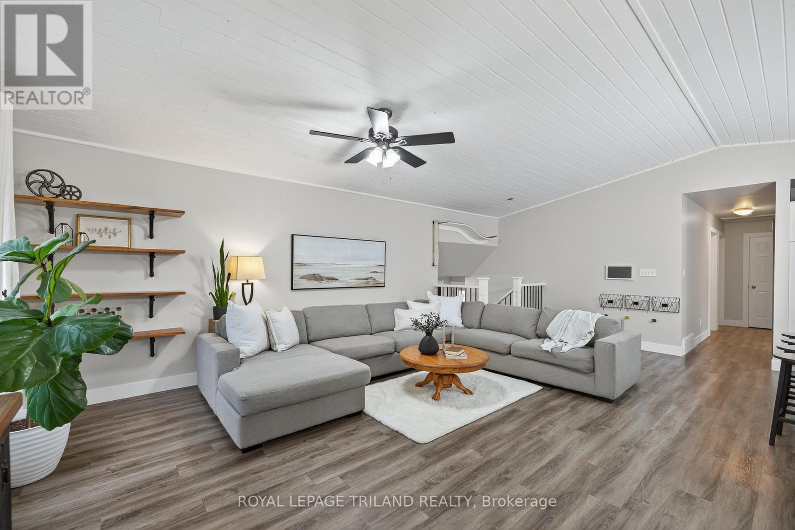 11565 Springfield Road, Malahide, Ontario  N5H 2R3 - Photo 9 - X12669512