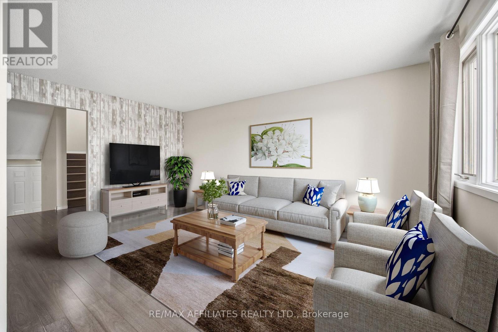 128 Dunham Street, Carleton Place, Ontario  K7C 4M8 - Photo 2 - X12669336