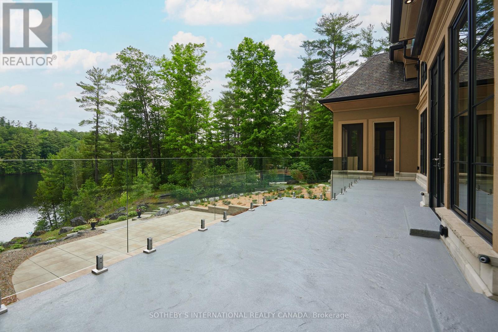 106 Lorlei Drive, Mcnab/braeside, Ontario  K0A 3L0 - Photo 37 - X12669356