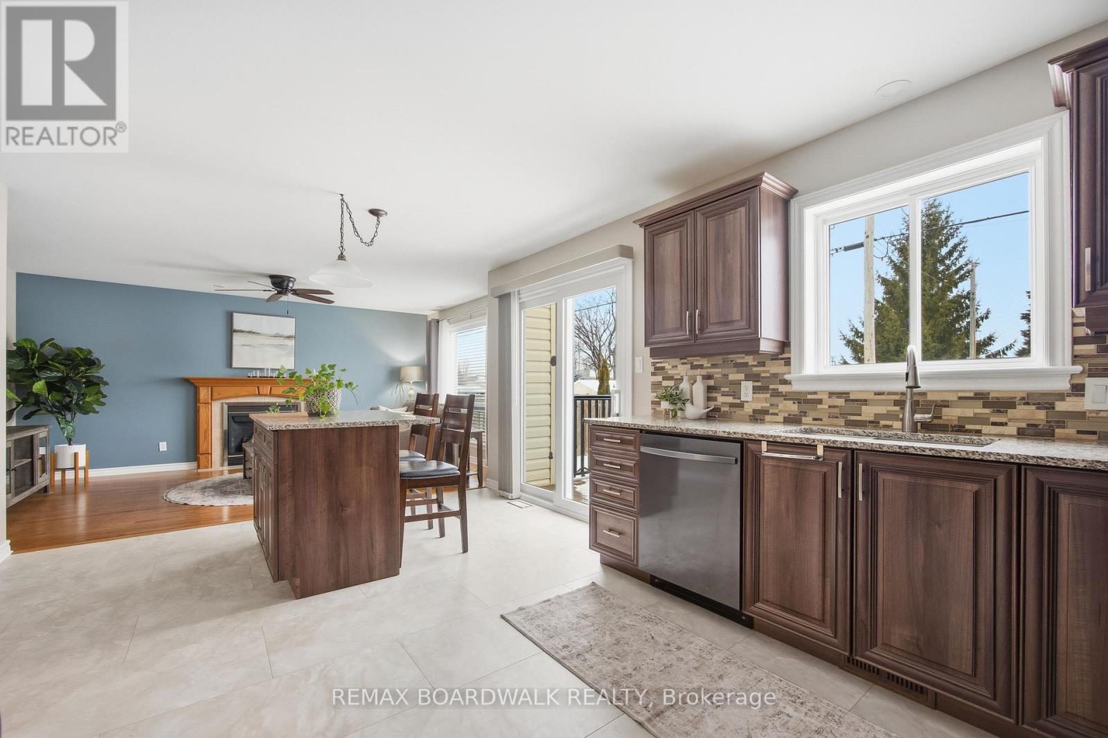 27 Comba Drive, Carleton Place, Ontario  K7C 4V2 - Photo 16 - X12669358