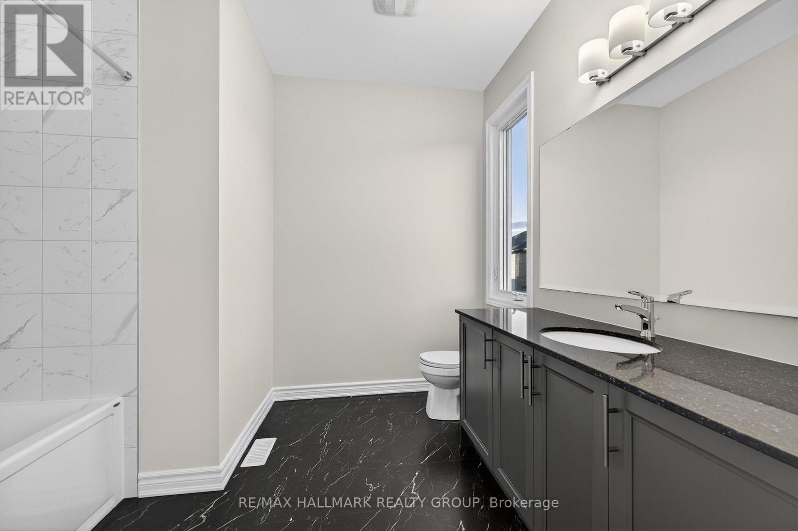 258 Sapling Grove, Ottawa, Ontario  K2J 7L9 - Photo 15 - X12669416