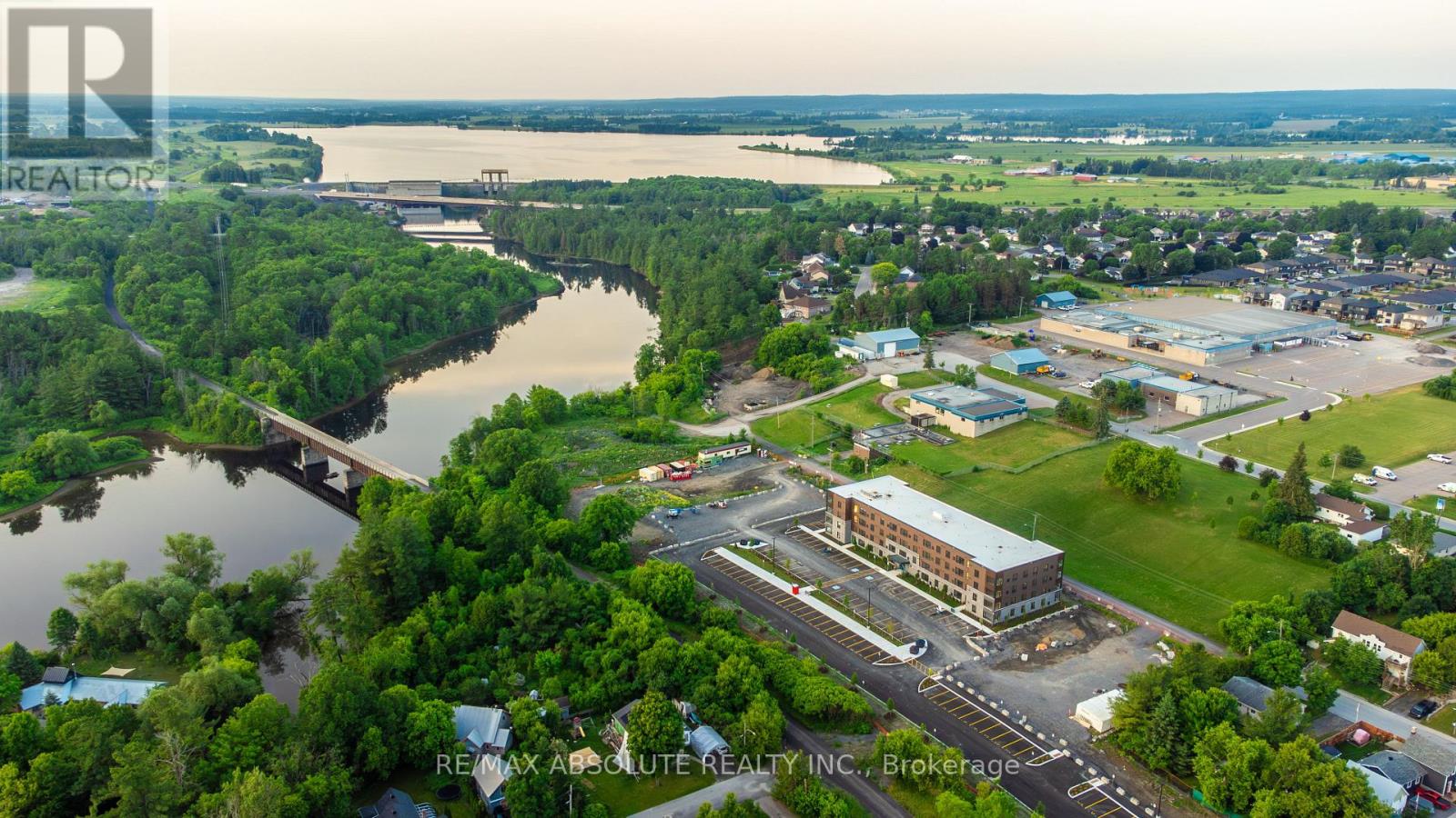 409 - 12 Thomas Street S, Arnprior, Ontario  K7S 2J1 - Photo 14 - X12669464