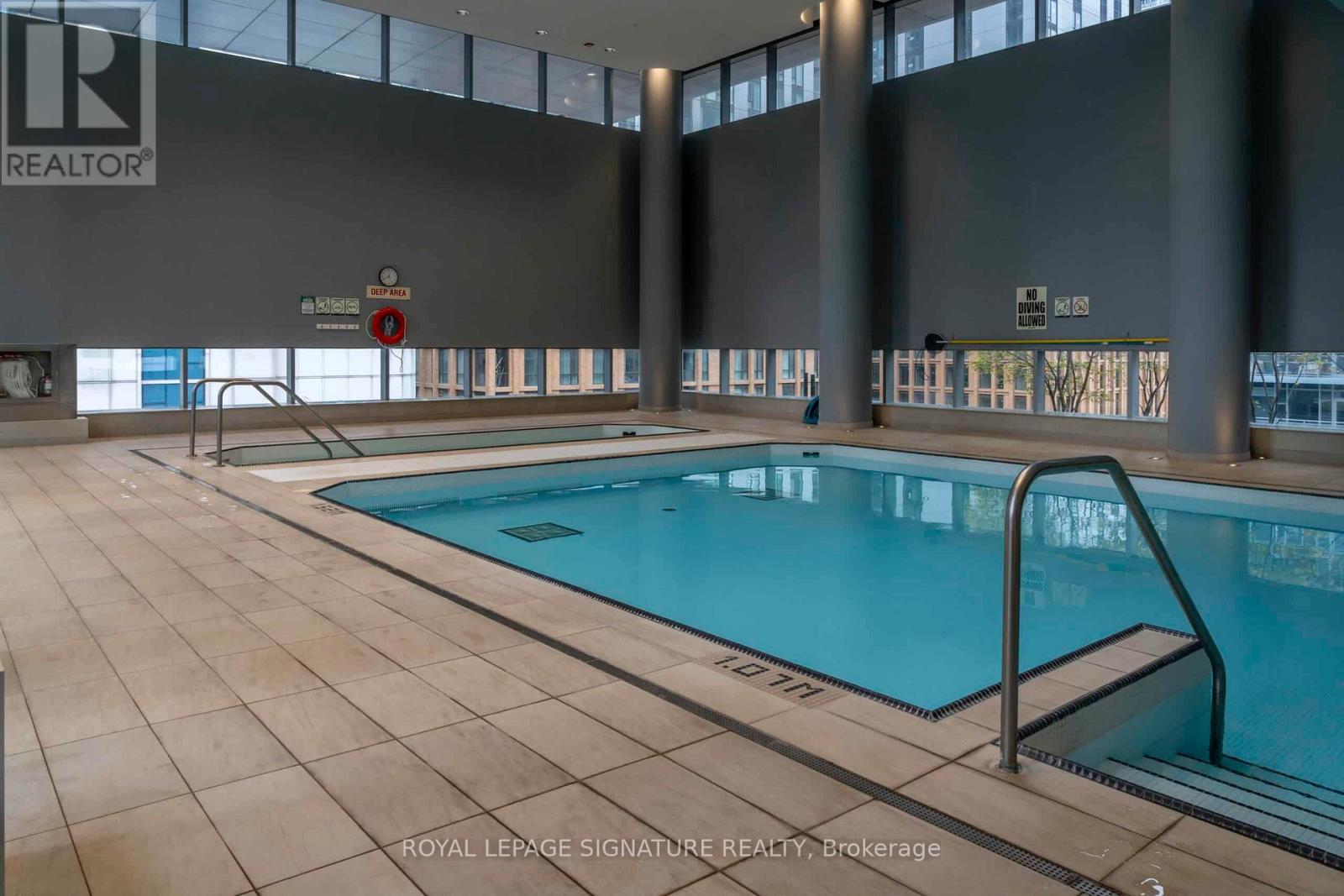 2003 - 80 John Street, Toronto, Ontario  M5V 3X4 - Photo 33 - C12668522