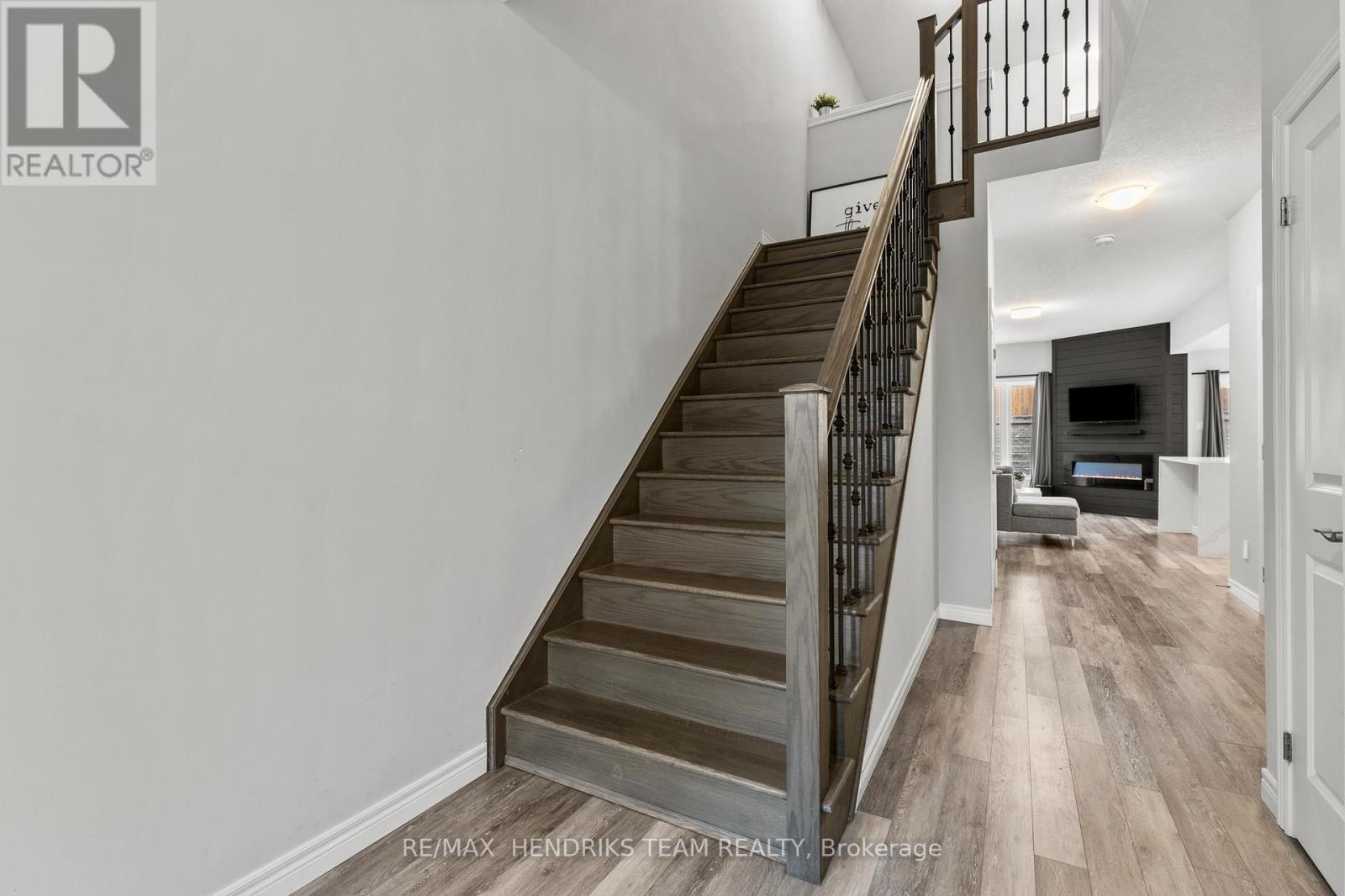 11 Dennis Drive, West Lincoln, Ontario  L0R 2A0 - Photo 22 - X12669338