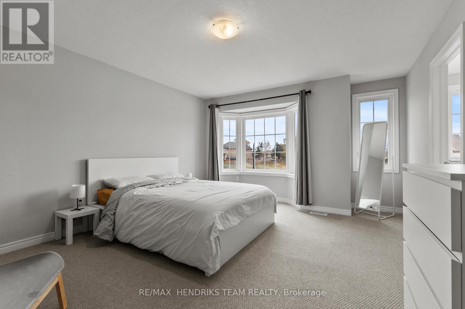 11 Dennis Drive, West Lincoln, Ontario  L0R 2A0 - Photo 25 - X12669338