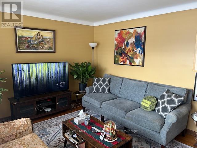 453 Leonard Avenue, Welland, Ontario  L3C 3A2 - Photo 8 - X12669394