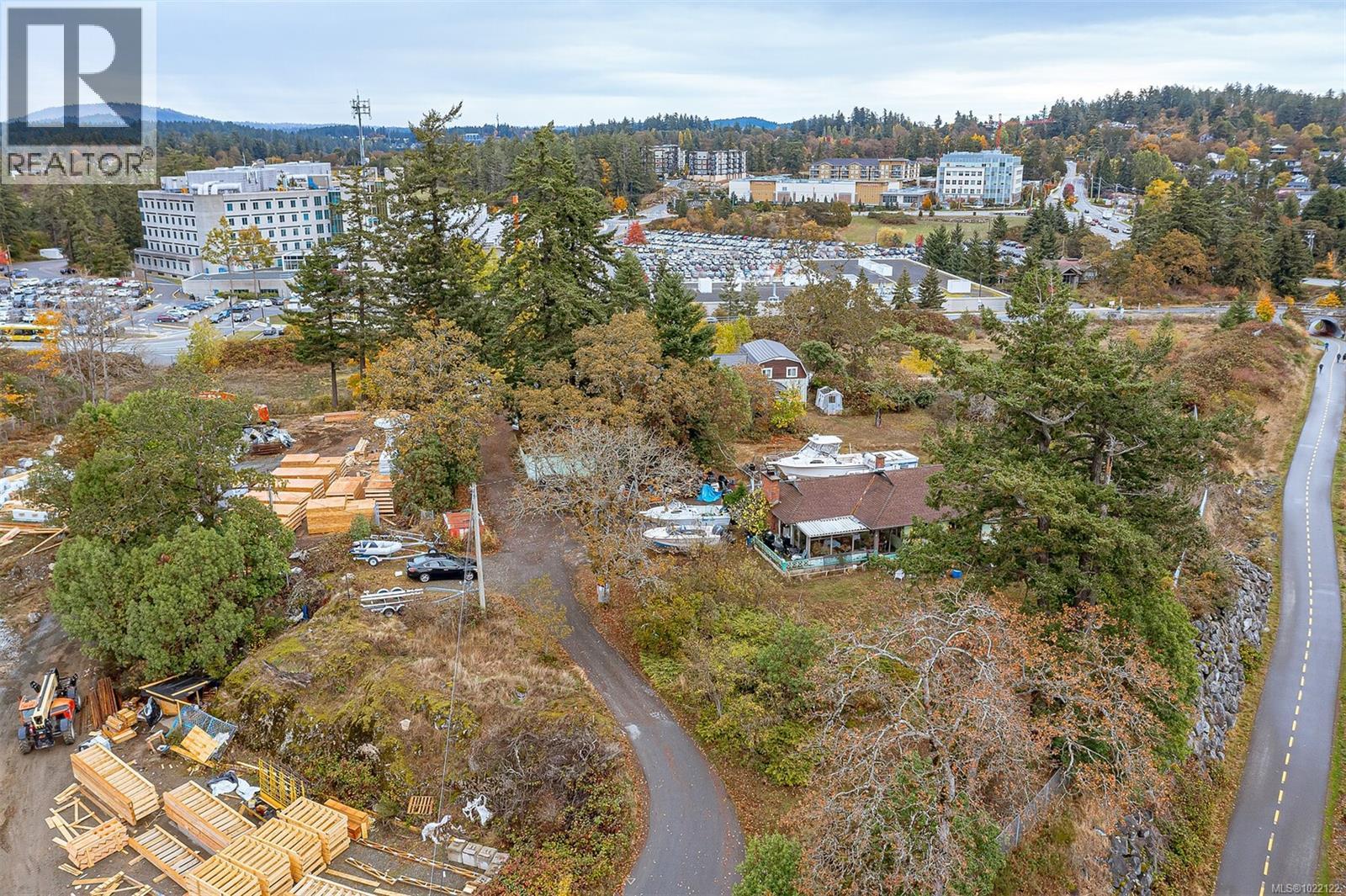 5 Erskine Lane, View Royal, British Columbia