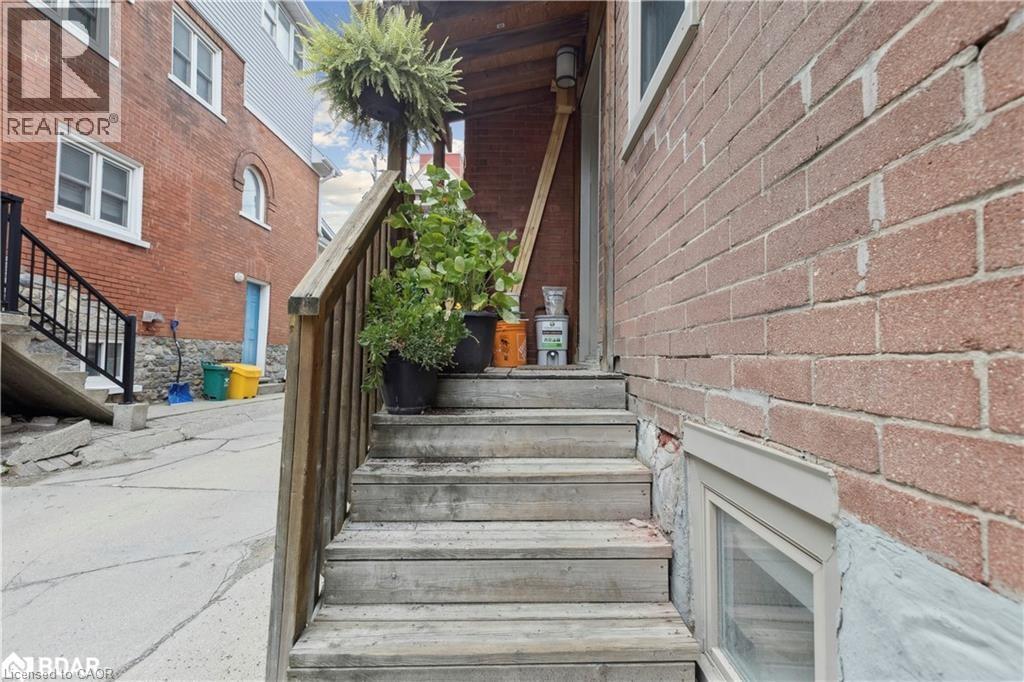 43 Eby Street S, Kitchener, Ontario  N2G 3K9 - Photo 15 - 40796361