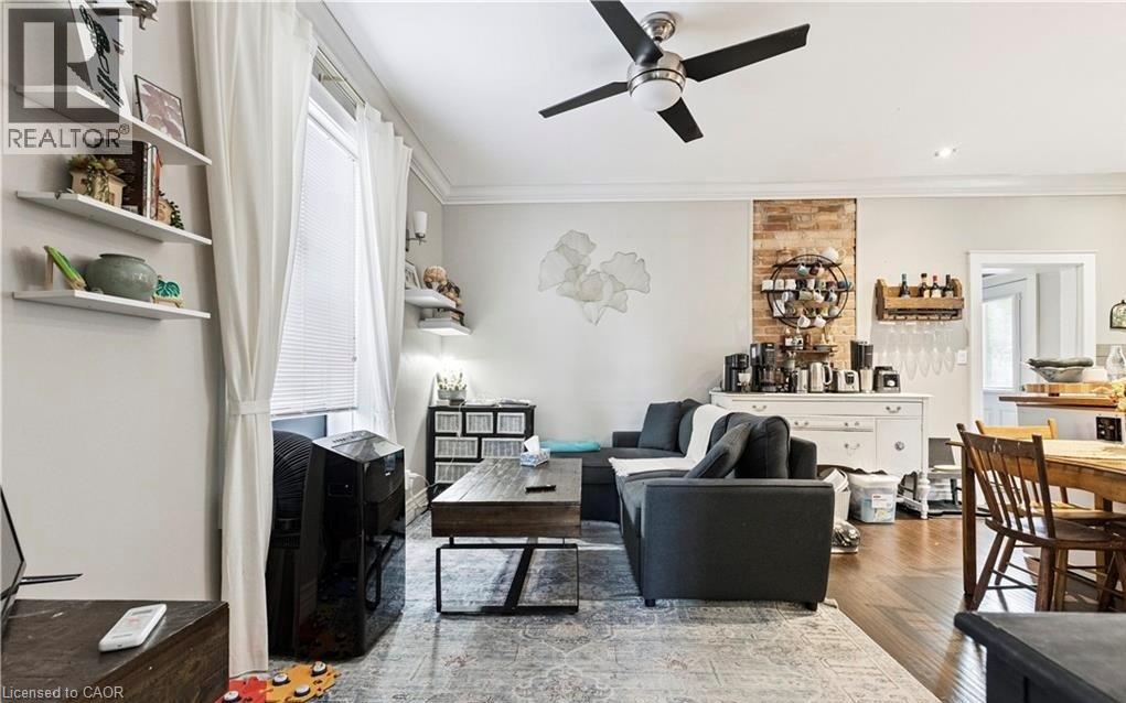 43 Eby Street S, Kitchener, Ontario  N2G 3K9 - Photo 2 - 40796361