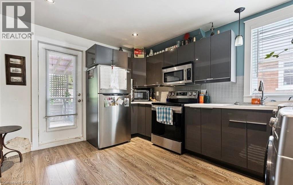 43 Eby Street S, Kitchener, Ontario  N2G 3K9 - Photo 37 - 40796361