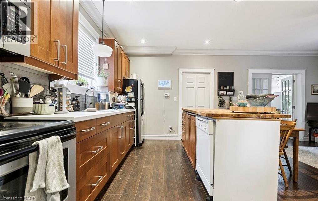 43 Eby Street S, Kitchener, Ontario  N2G 3K9 - Photo 8 - 40796361