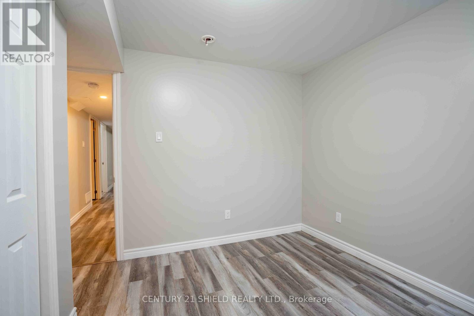 221 Third Street W, Cornwall, Ontario  K6J 0B6 - Photo 15 - X12669456