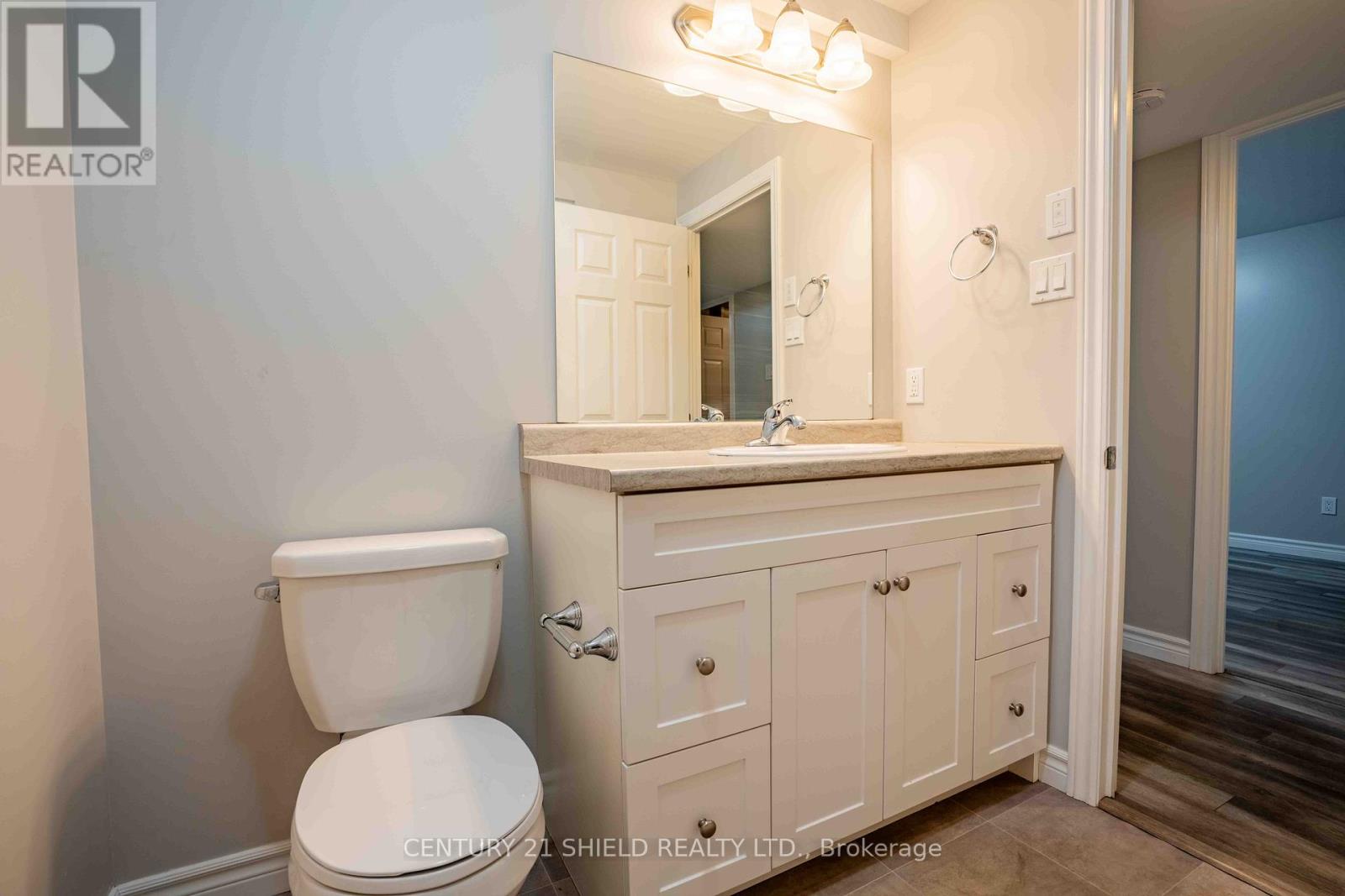 221 Third Street W, Cornwall, Ontario  K6J 0B6 - Photo 12 - X12669456