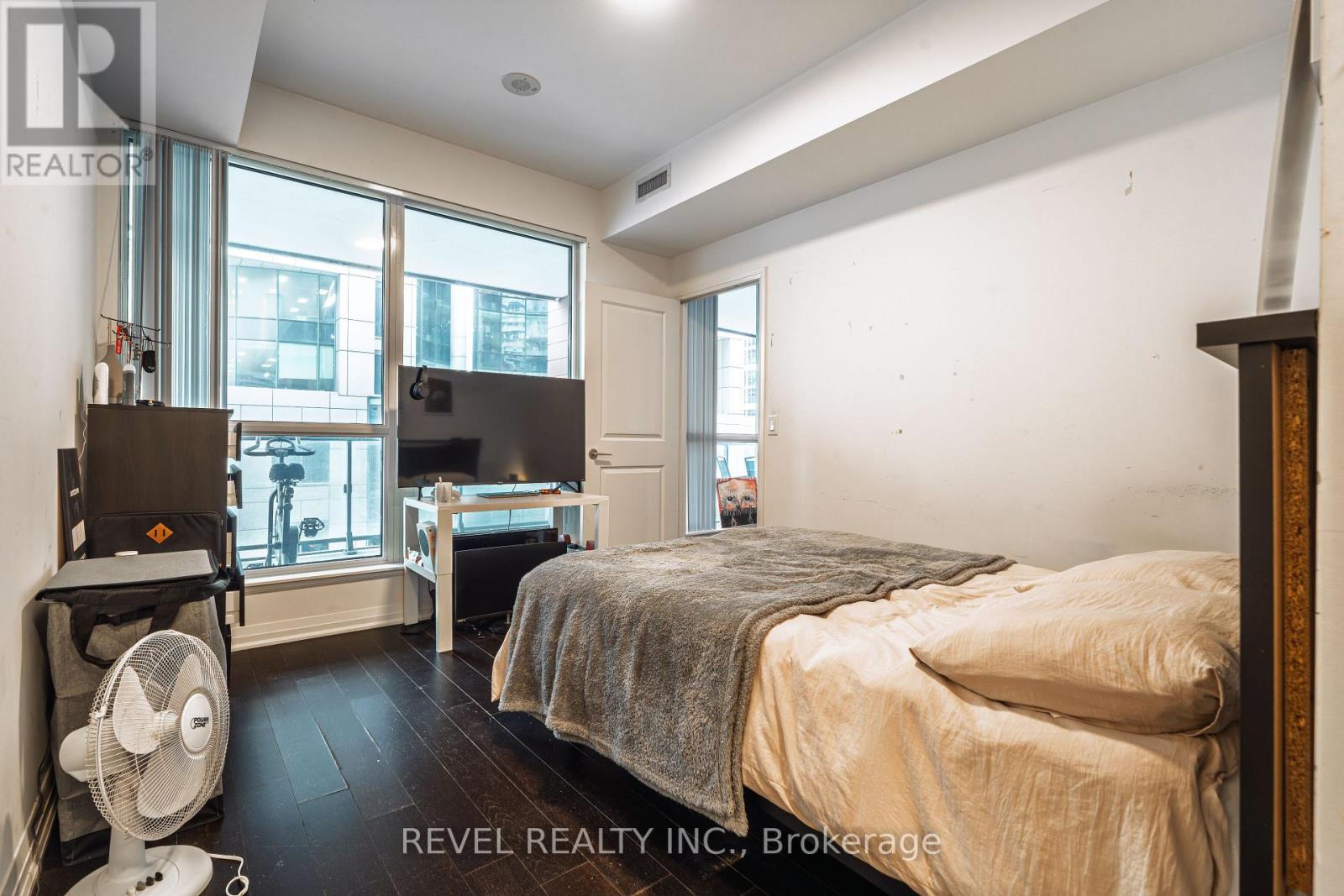 405 - 8 Mercer Street, Toronto, Ontario  M5V 0C4 - Photo 17 - C12669352