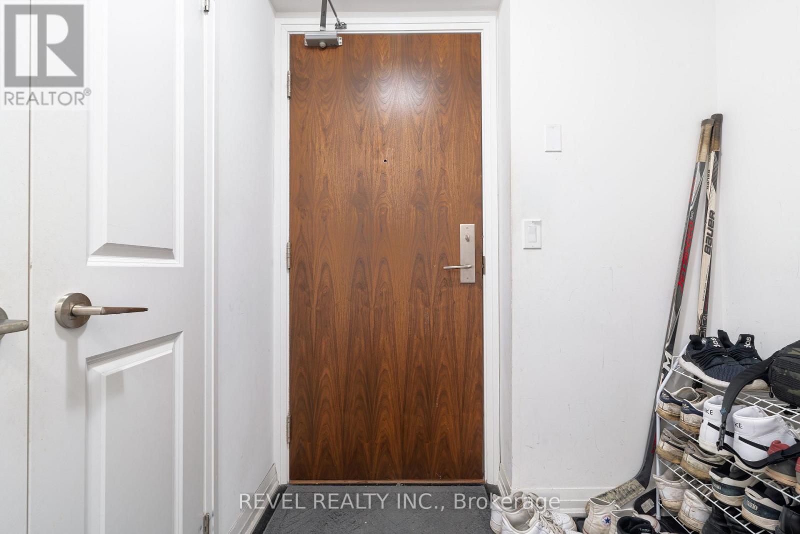 405 - 8 Mercer Street, Toronto, Ontario  M5V 0C4 - Photo 3 - C12669352