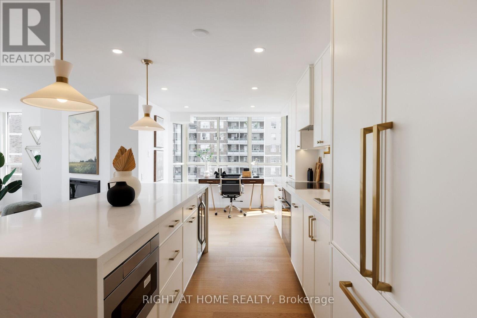 1403 - 130 Carlton Street E, Toronto, Ontario  M5A 4K3 - Photo 20 - C12669474