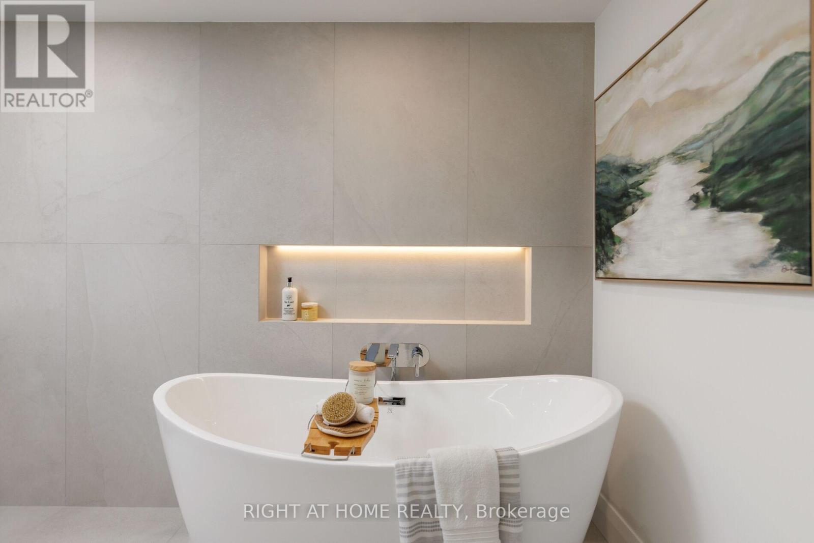 1403 - 130 Carlton Street E, Toronto, Ontario  M5A 4K3 - Photo 32 - C12669474