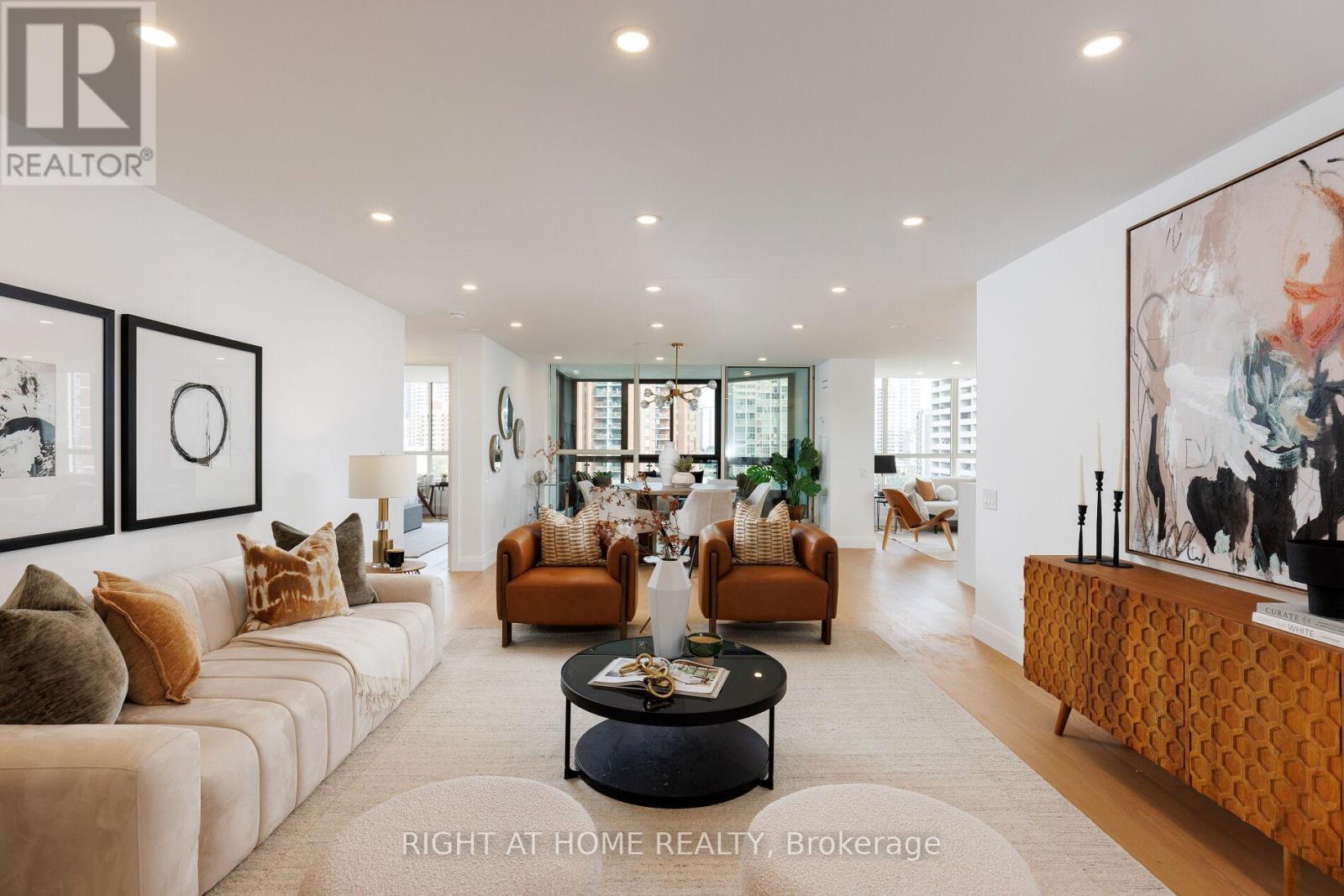 1403 - 130 Carlton Street E, Toronto, Ontario  M5A 4K3 - Photo 4 - C12669474