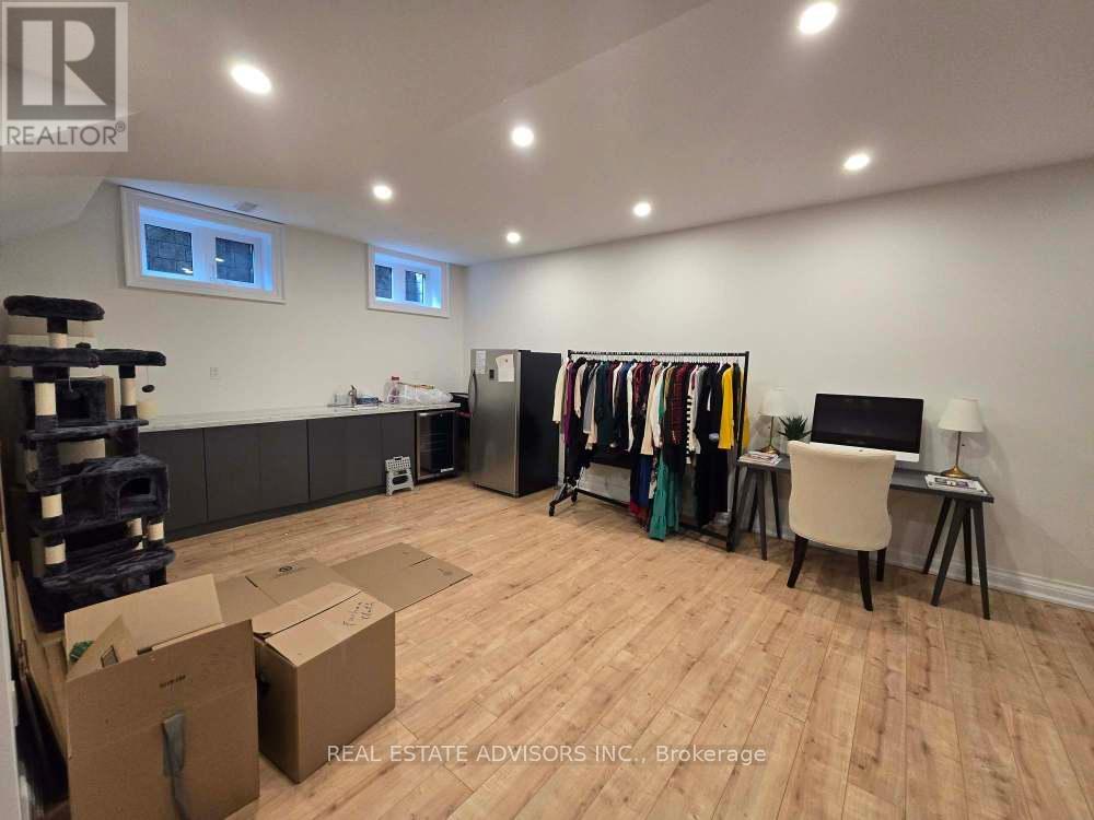 20 Arrowstook Road, Toronto, Ontario  M2K 1J9 - Photo 13 - C12669494