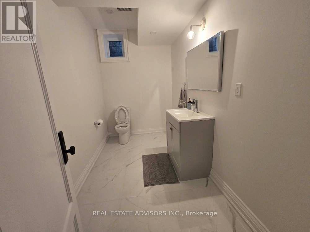 20 Arrowstook Road, Toronto, Ontario  M2K 1J9 - Photo 15 - C12669494