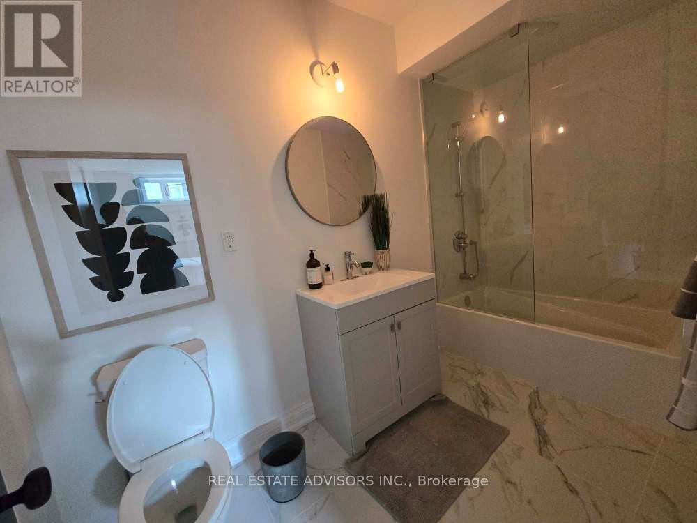 20 Arrowstook Road, Toronto, Ontario  M2K 1J9 - Photo 17 - C12669494