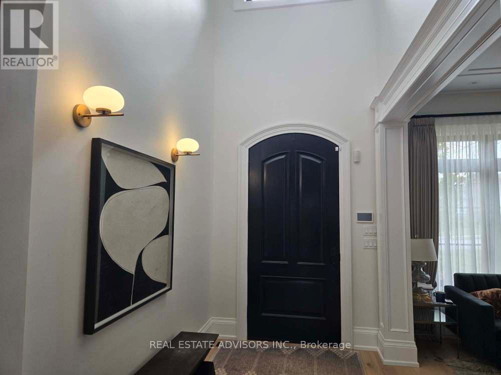 20 Arrowstook Road, Toronto, Ontario  M2K 1J9 - Photo 3 - C12669494