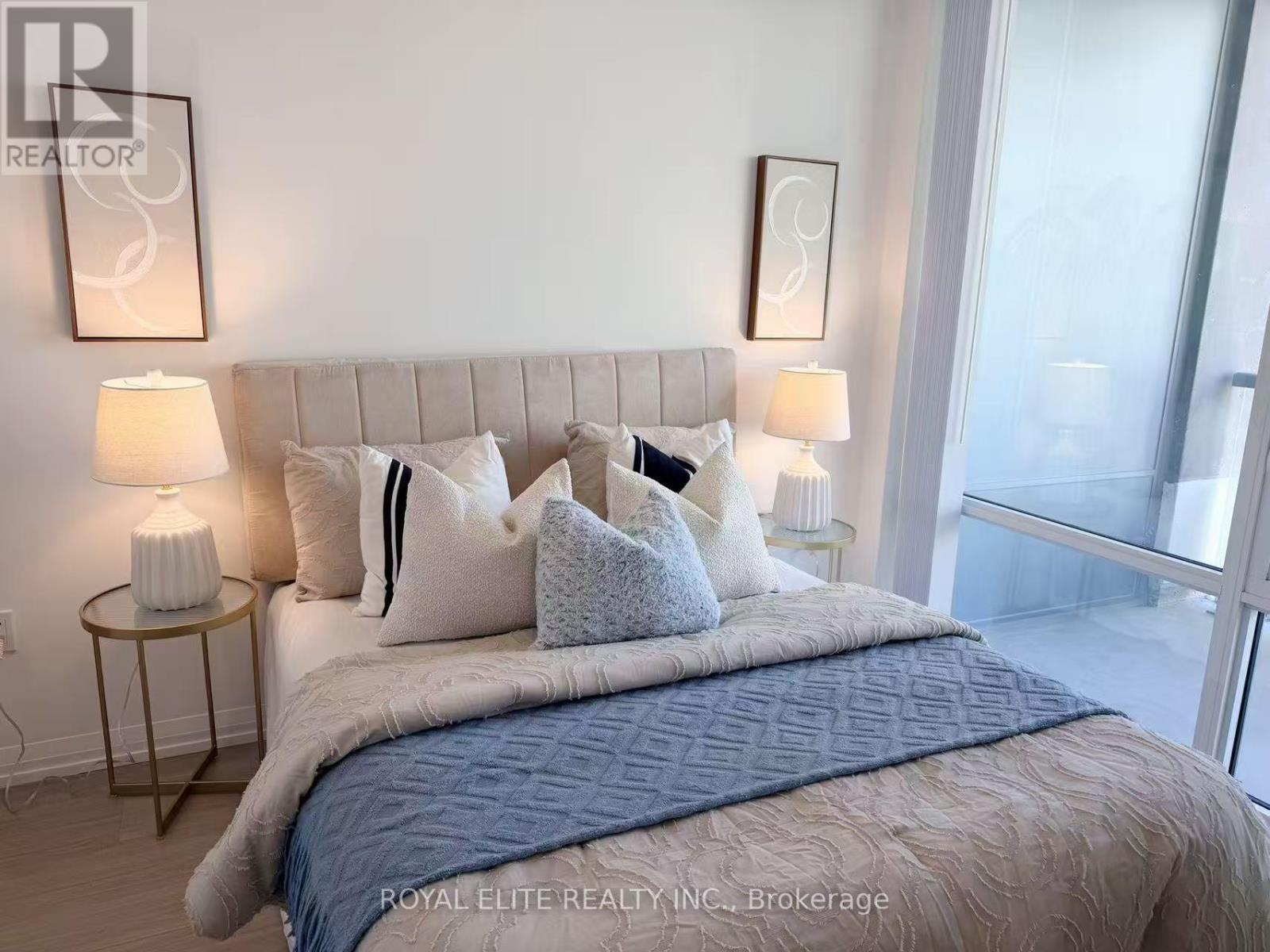 2718 - 50 Dunfield Avenue, Toronto, Ontario  M4S 0E4 - Photo 18 - C12669524