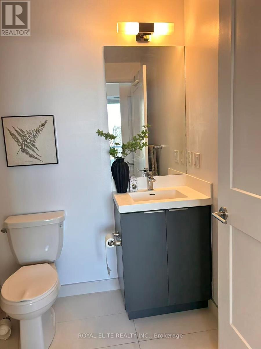 2718 - 50 Dunfield Avenue, Toronto, Ontario  M4S 0E4 - Photo 9 - C12669524