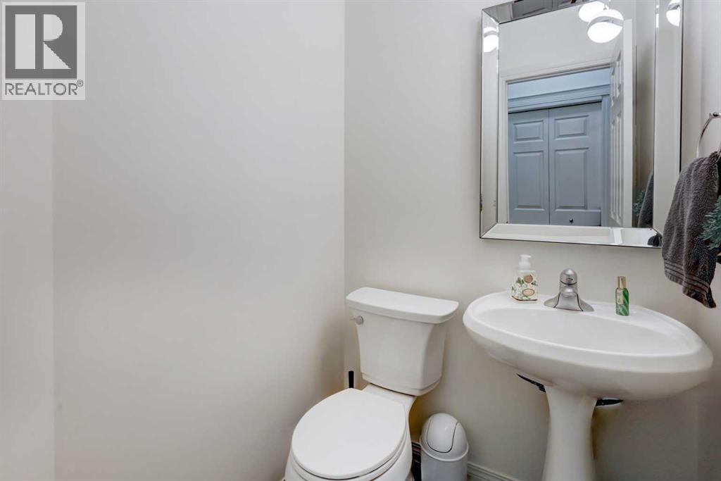 89 Cougar Ridge View Sw, Calgary, Alberta  T3H 4X3 - Photo 21 - A2276817