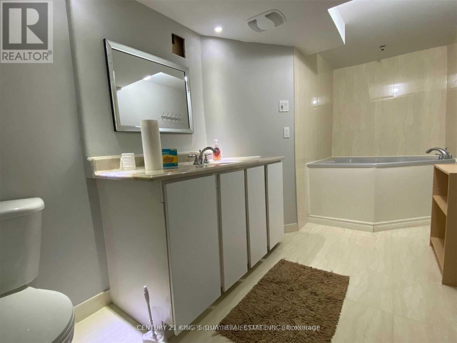 22 Rush Road, Aurora, Ontario  L4G 7G3 - Photo 7 - N12669442