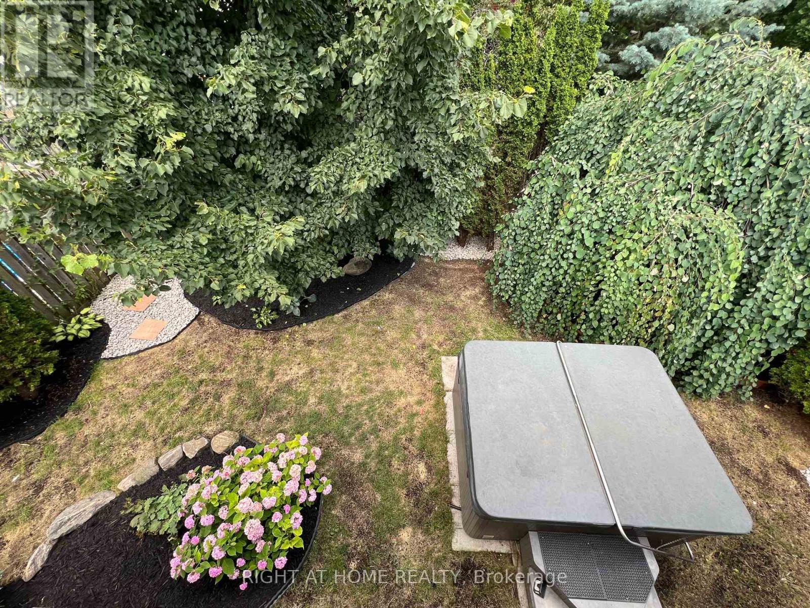 204 Country Lane, Barrie (Painswick South), Ontario  L4N 0W1 - Photo 15 - S12669518