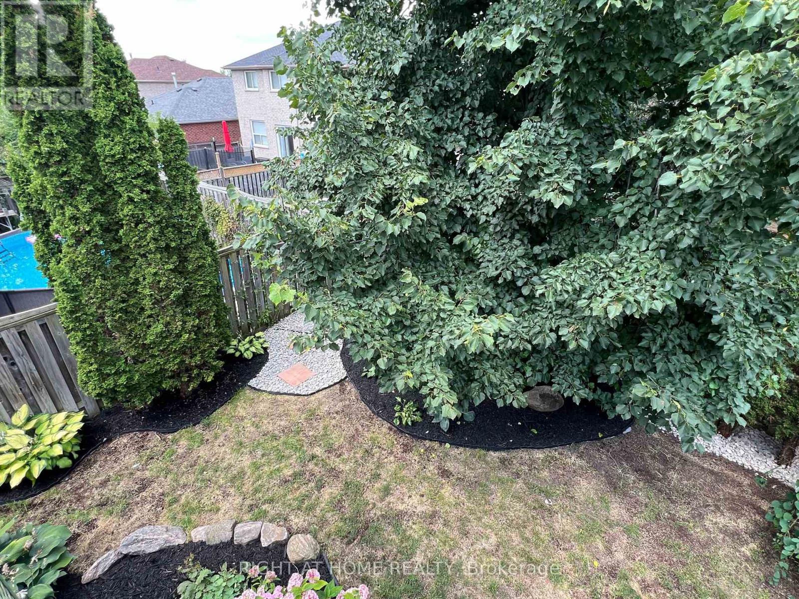 204 Country Lane, Barrie (Painswick South), Ontario  L4N 0W1 - Photo 16 - S12669518