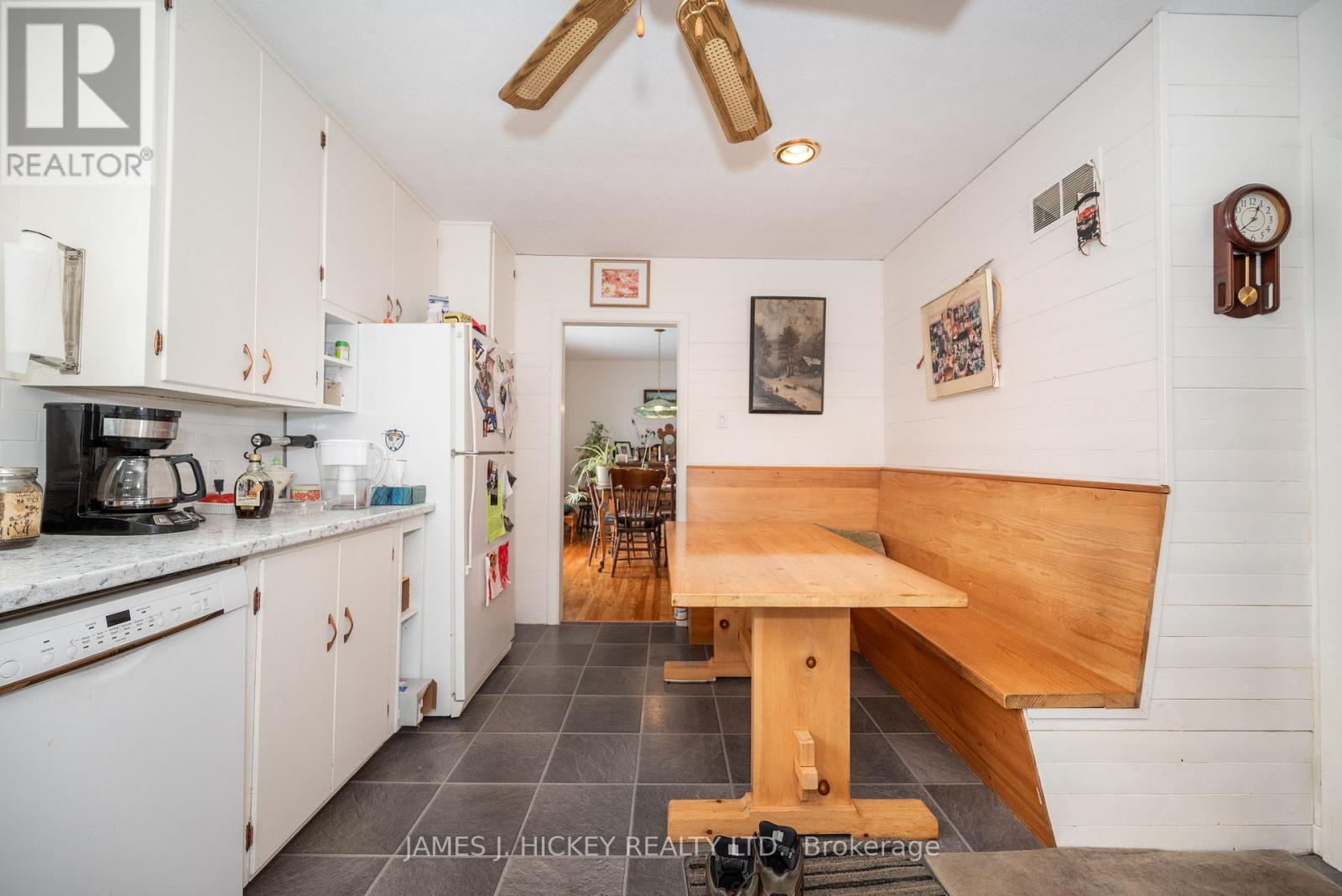 8 Tweedsmuir Place, Deep River, Ontario  K0J 1P0 - Photo 14 - X12426980