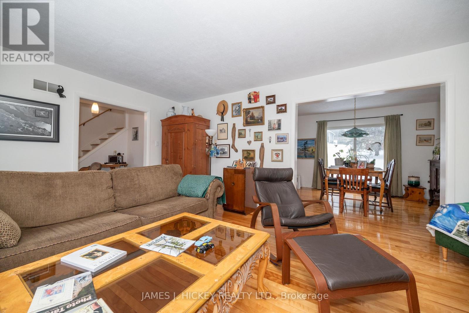 8 Tweedsmuir Place, Deep River, Ontario  K0J 1P0 - Photo 4 - X12426980