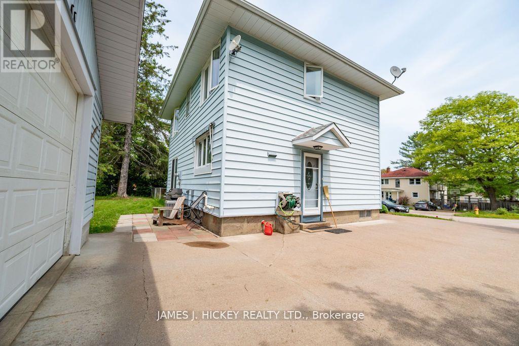8 Tweedsmuir Place, Deep River, Ontario  K0J 1P0 - Photo 38 - X12426980