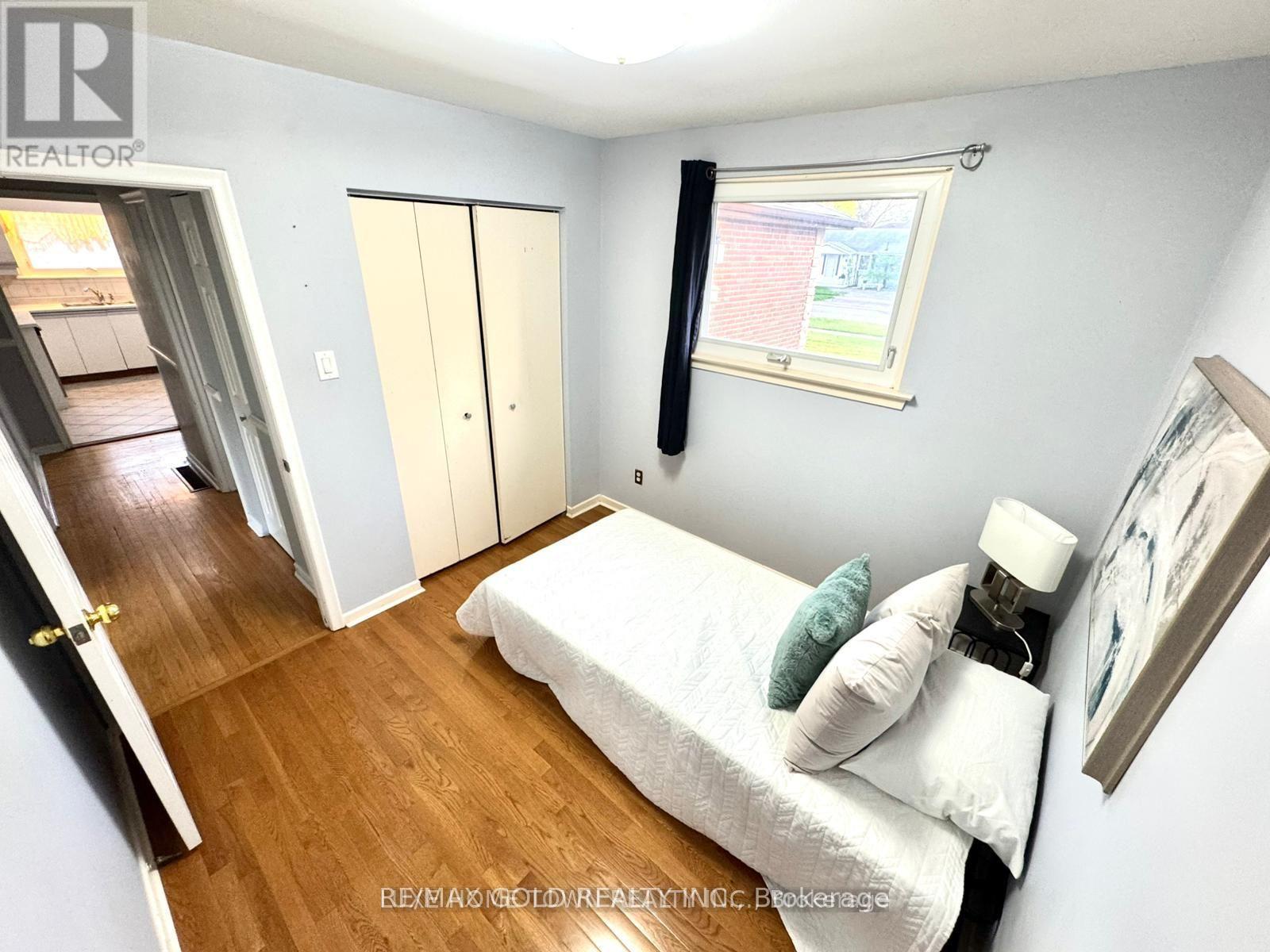 7 Addington Crescent, Brampton, Ontario  L6T 2R1 - Photo 20 - W12669348