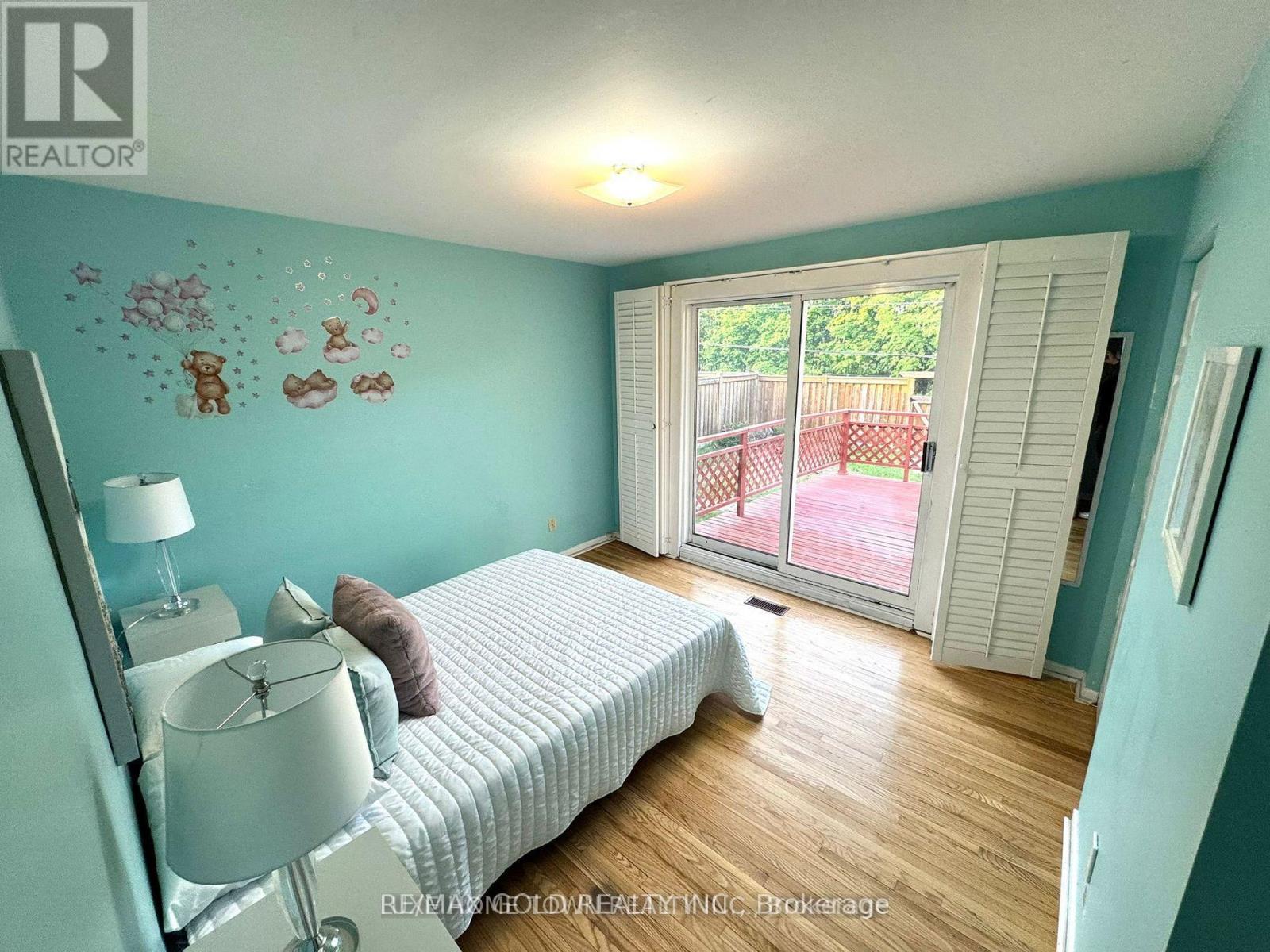 7 Addington Crescent, Brampton, Ontario  L6T 2R1 - Photo 9 - W12669348